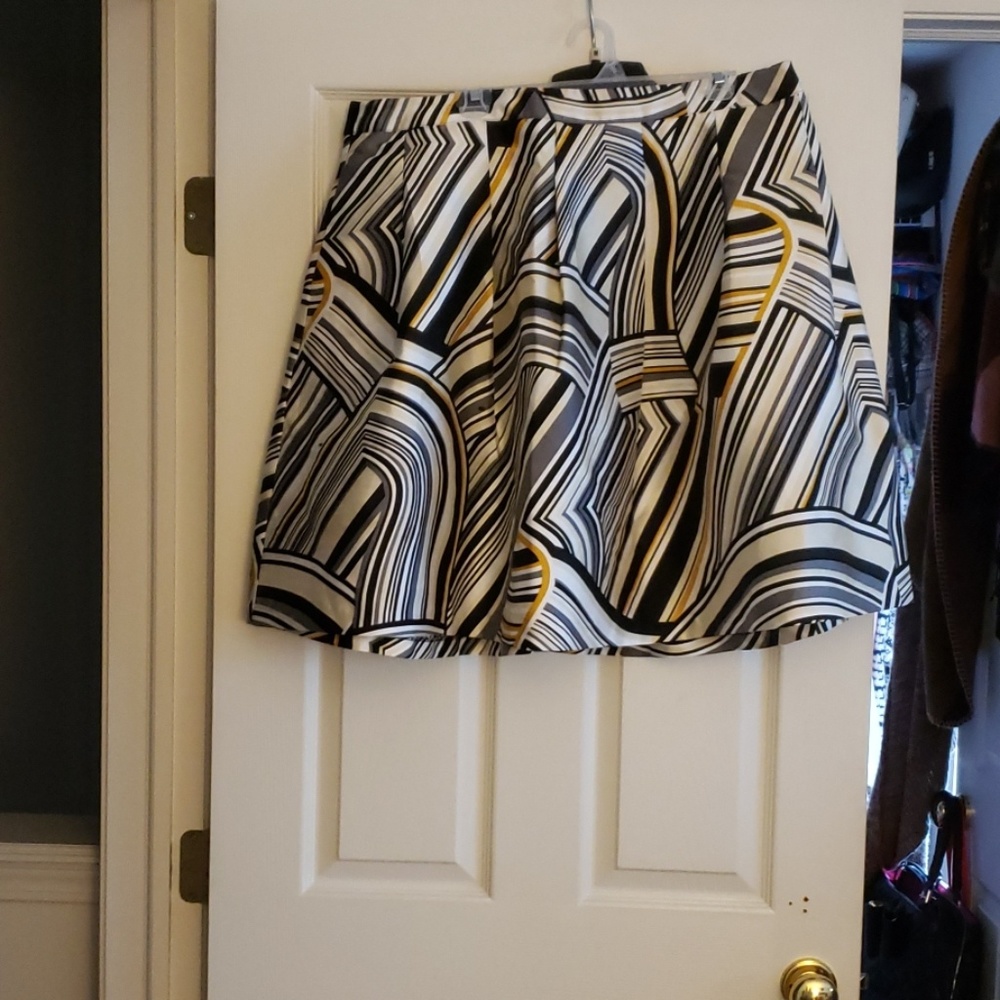 Size 20 Lane bryant skirt